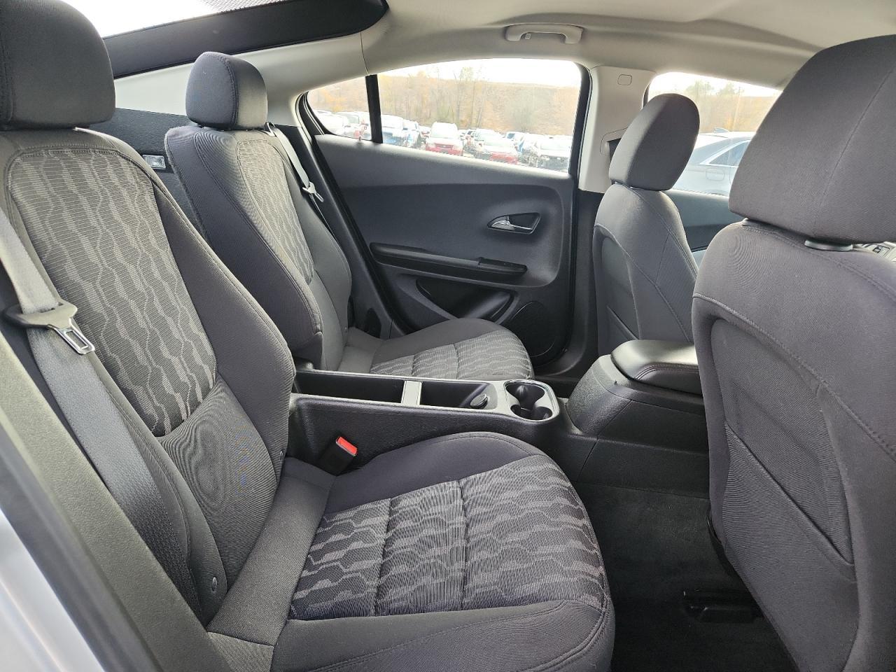 2015 CHEVROLET VOLT