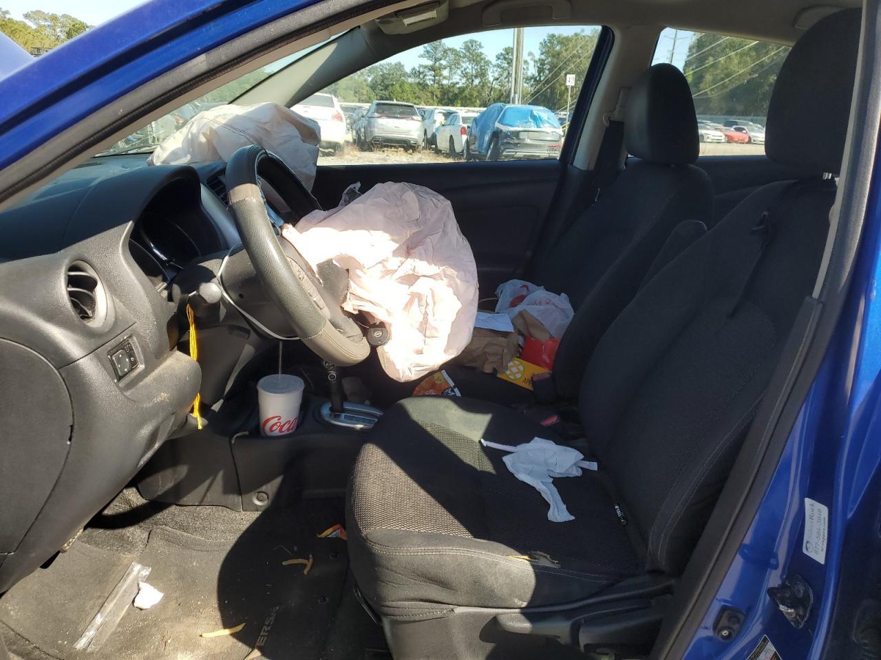 2016 NISSAN VERSA