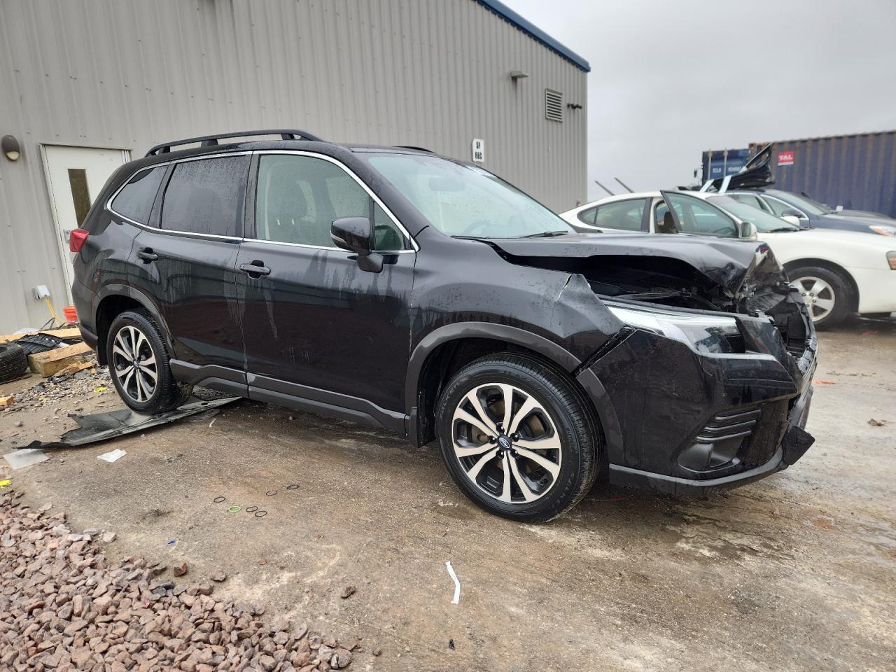 2024 SUBARU FORESTER