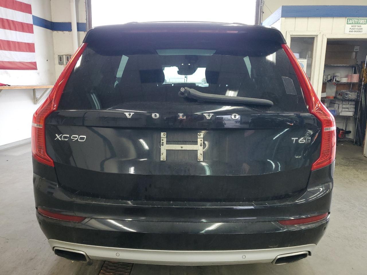 2020 VOLVO XC90