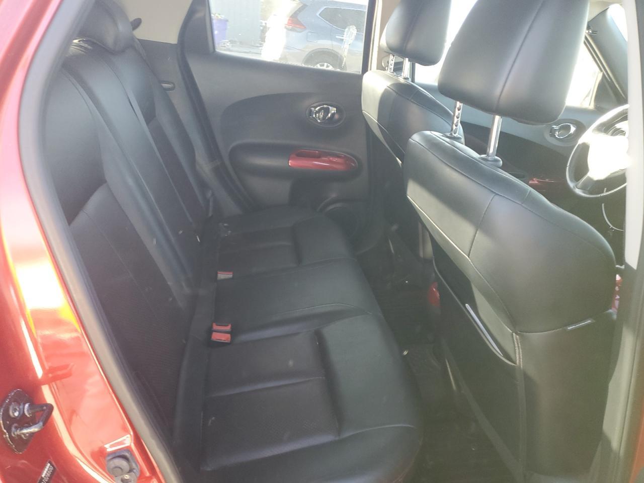 2011 NISSAN Juke