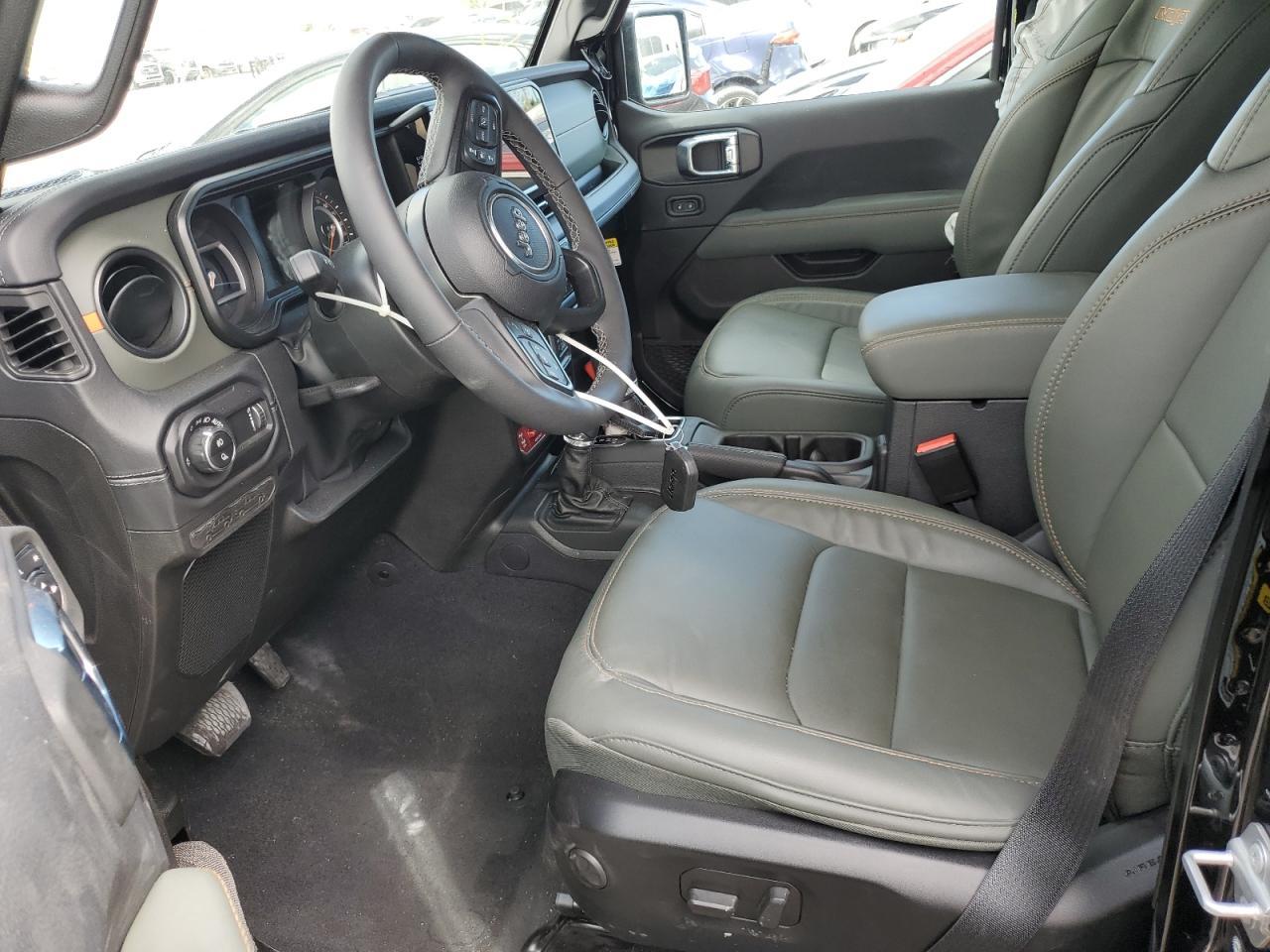 2025 JEEP Gladiator