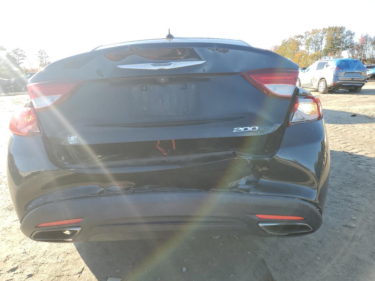 2015 CHRYSLER 200