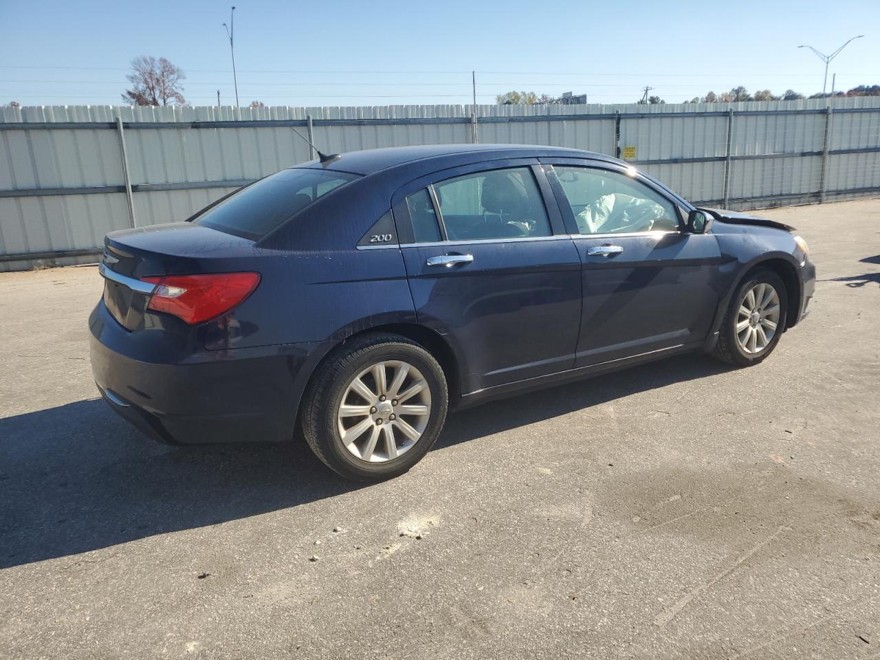 2014 CHRYSLER 200