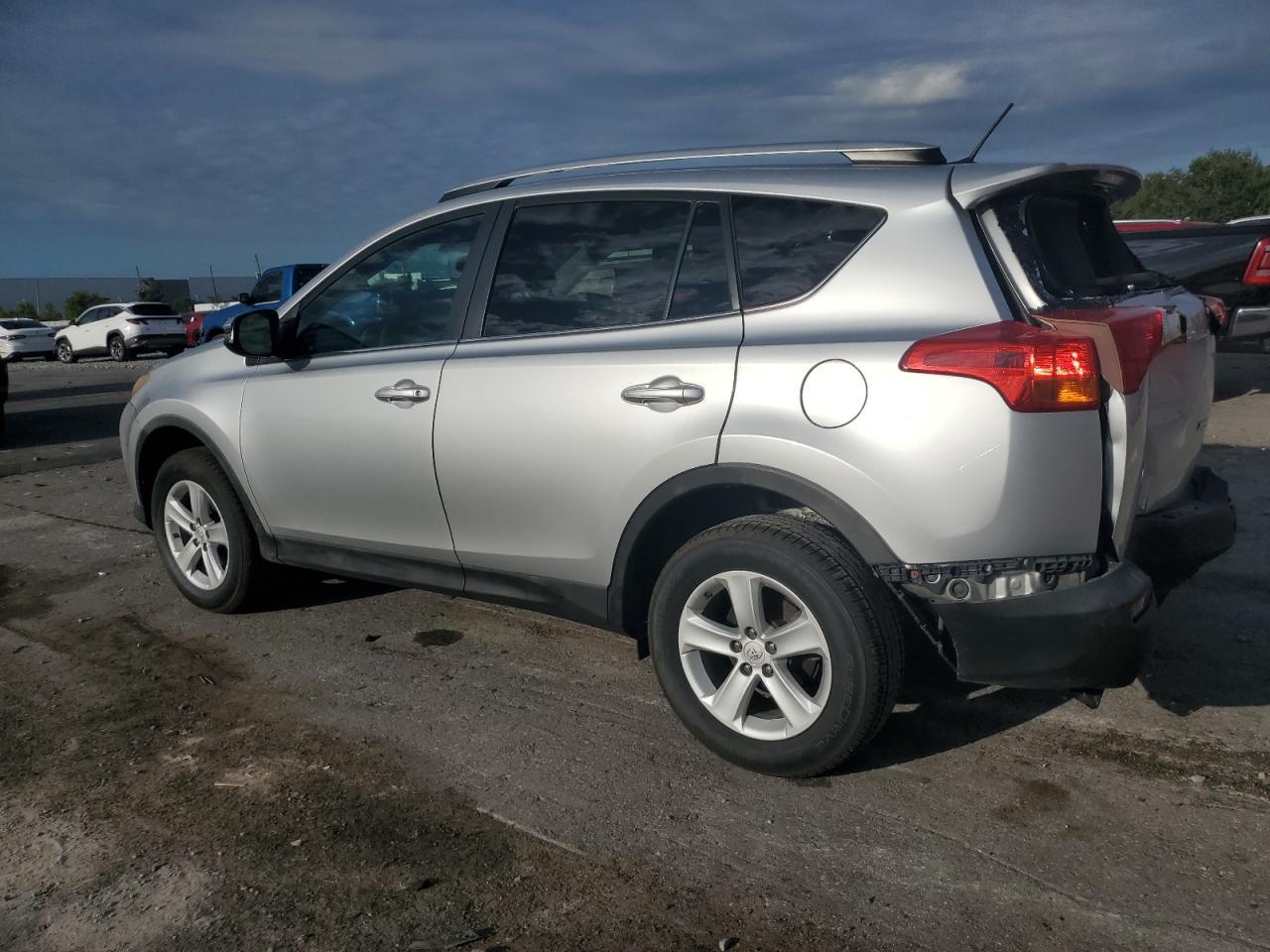 2014 TOYOTA RAV4