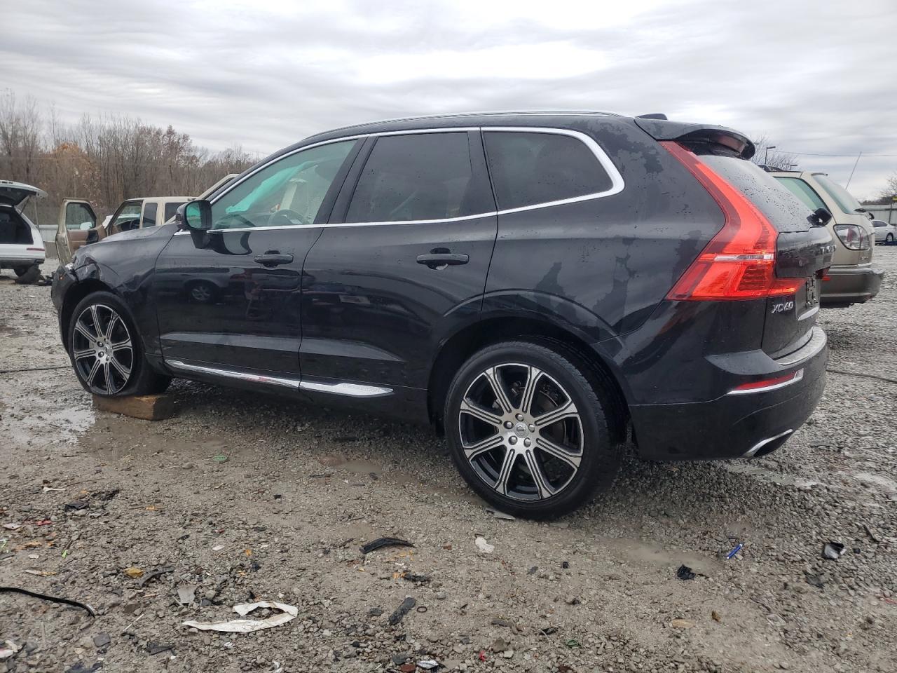 2019 VOLVO XC60