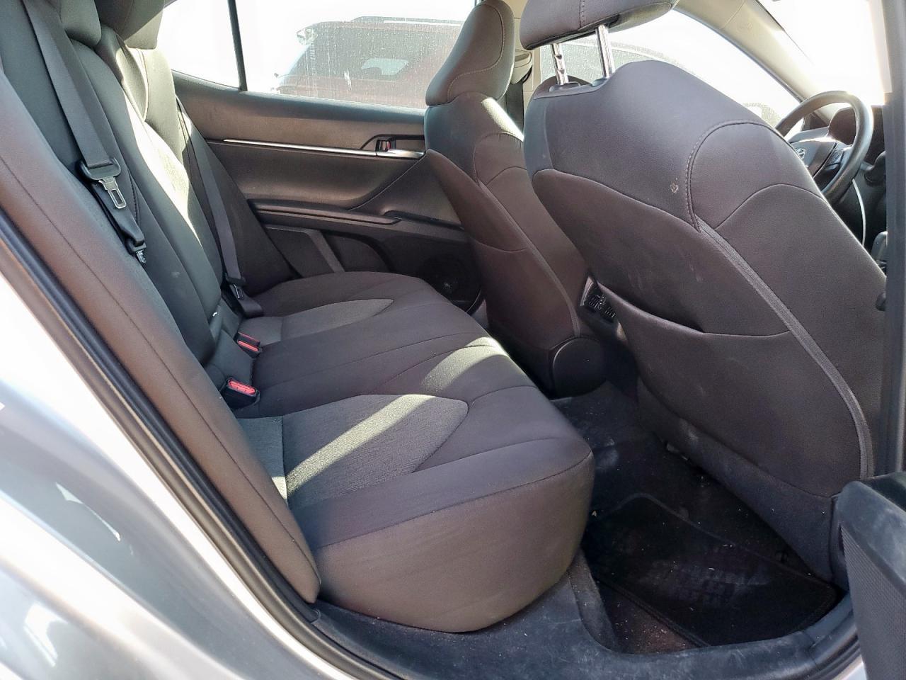 2019 TOYOTA CAMRY