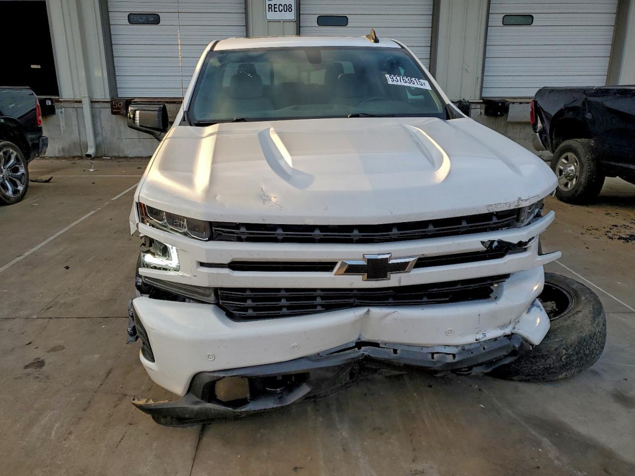 2021 CHEVROLET Silverado