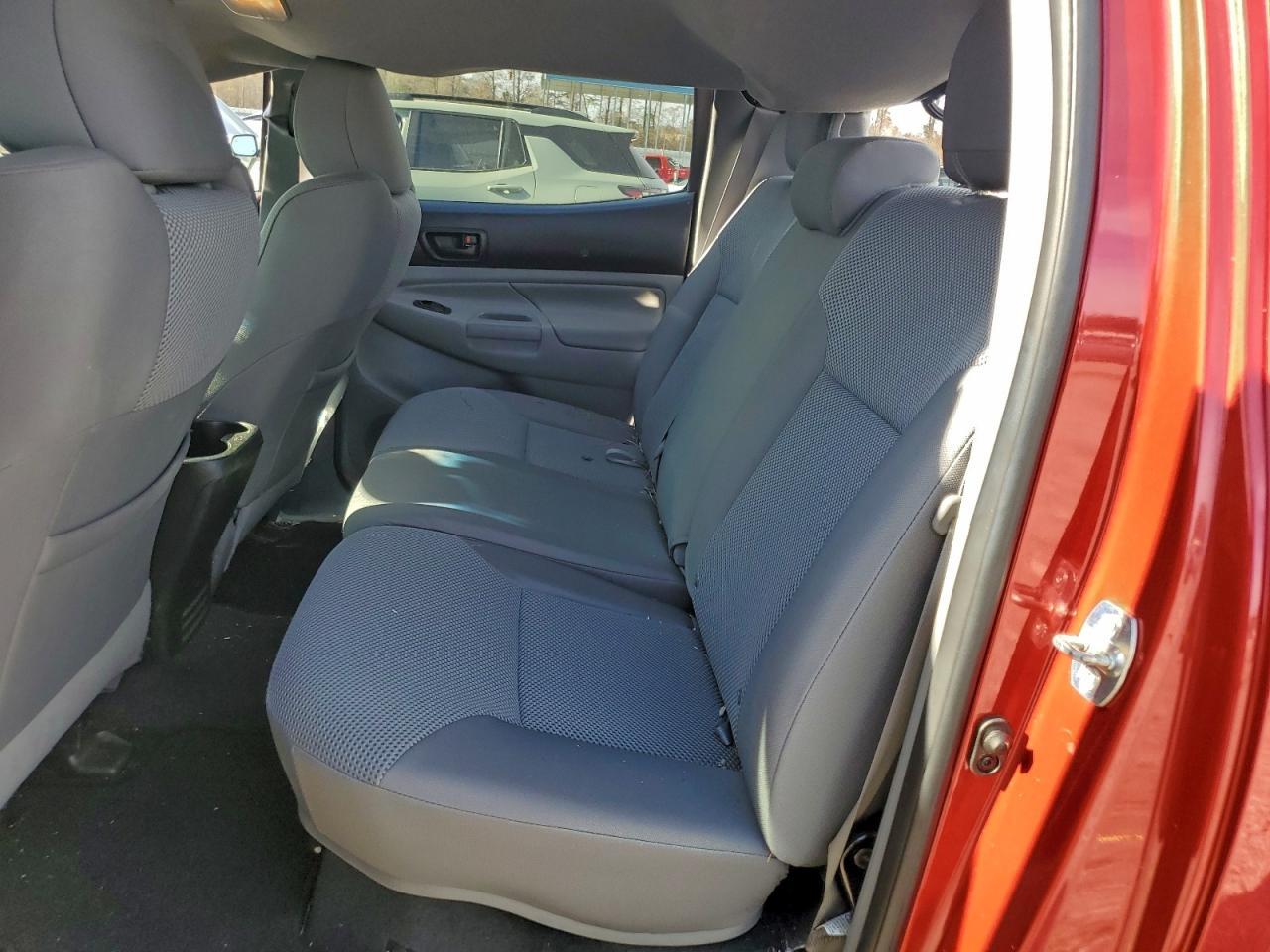 2012 TOYOTA TACOMA