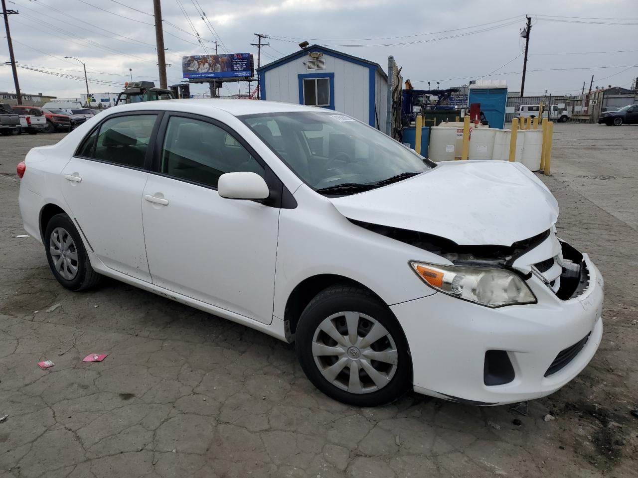 2011 TOYOTA COROLLA