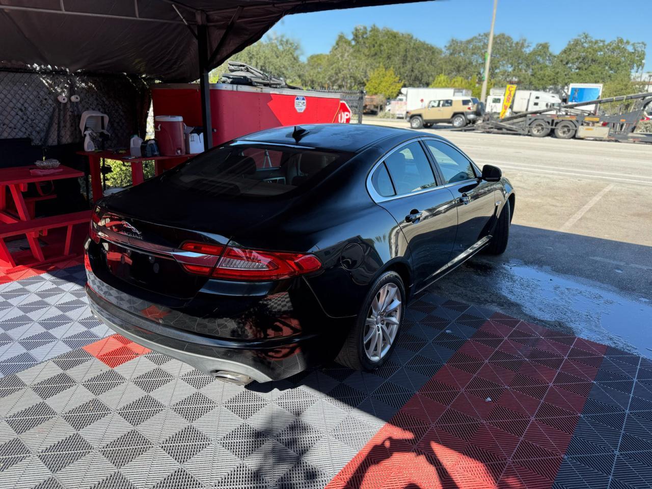 2015 JAGUAR XF