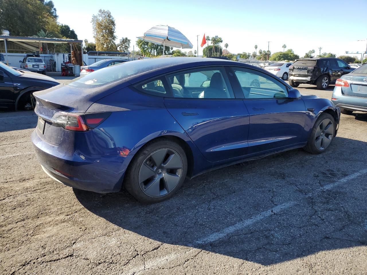 2021 TESLA MODEL 3