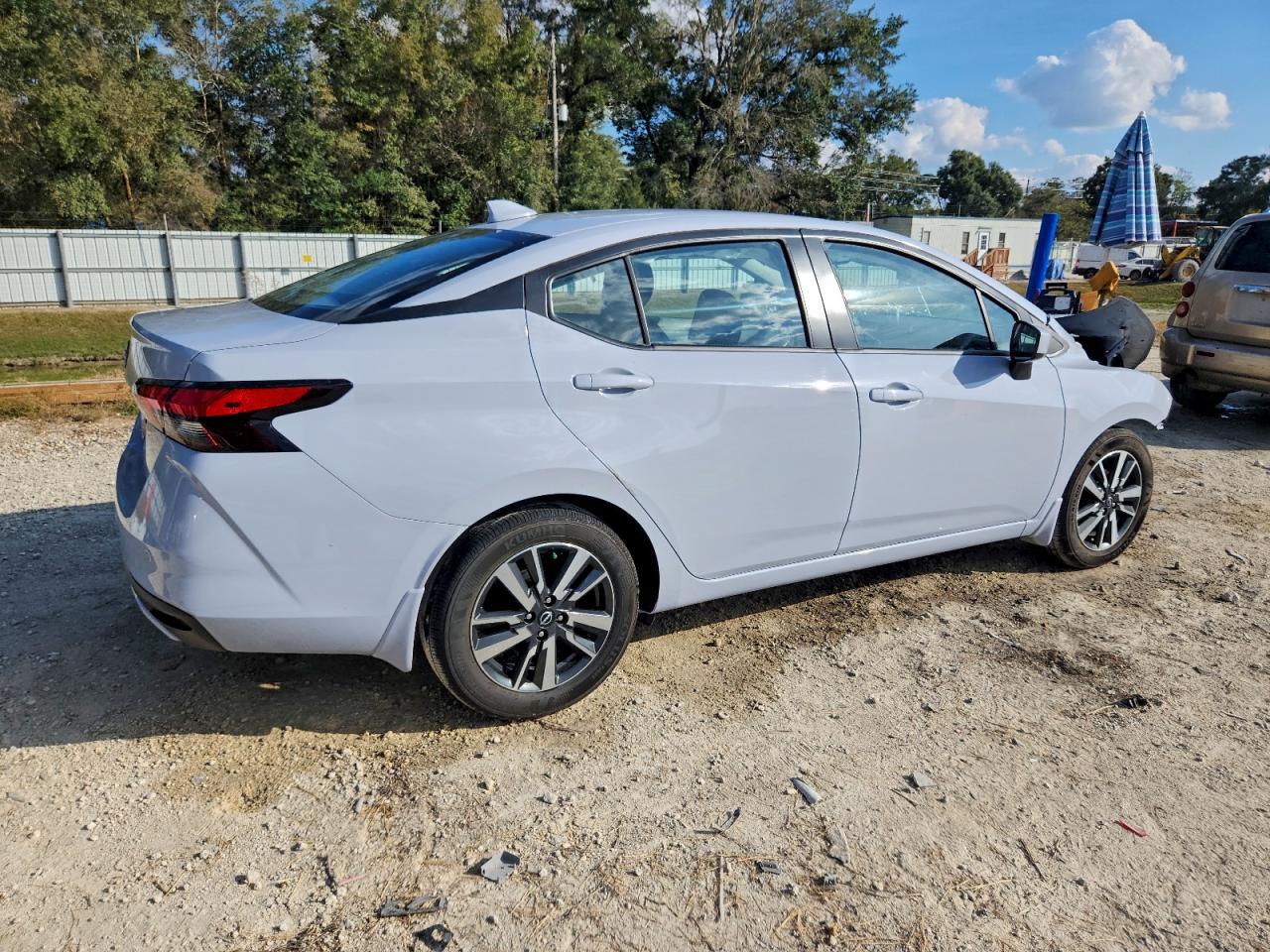 2025 NISSAN VERSA
