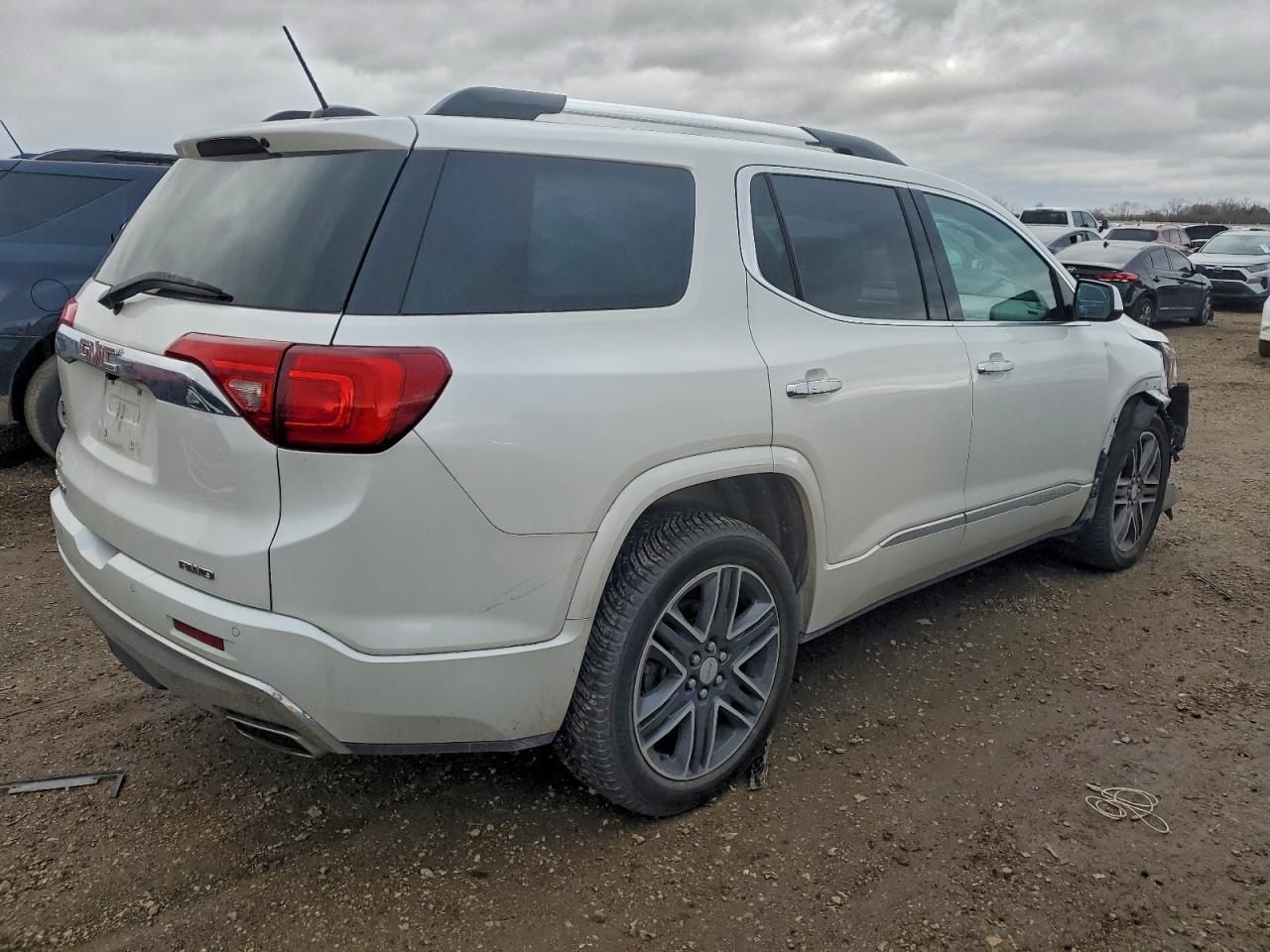 2017 GMC ACADIA