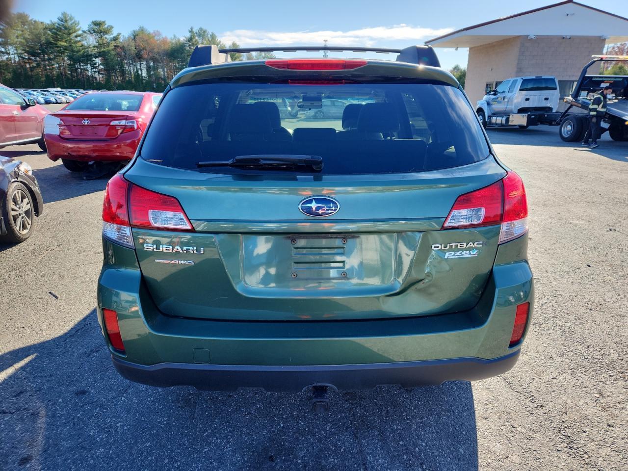 2010 SUBARU Outback