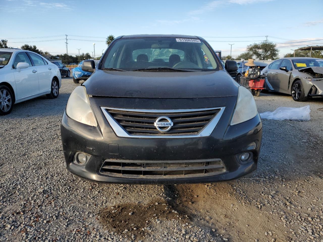 2012 NISSAN VERSA