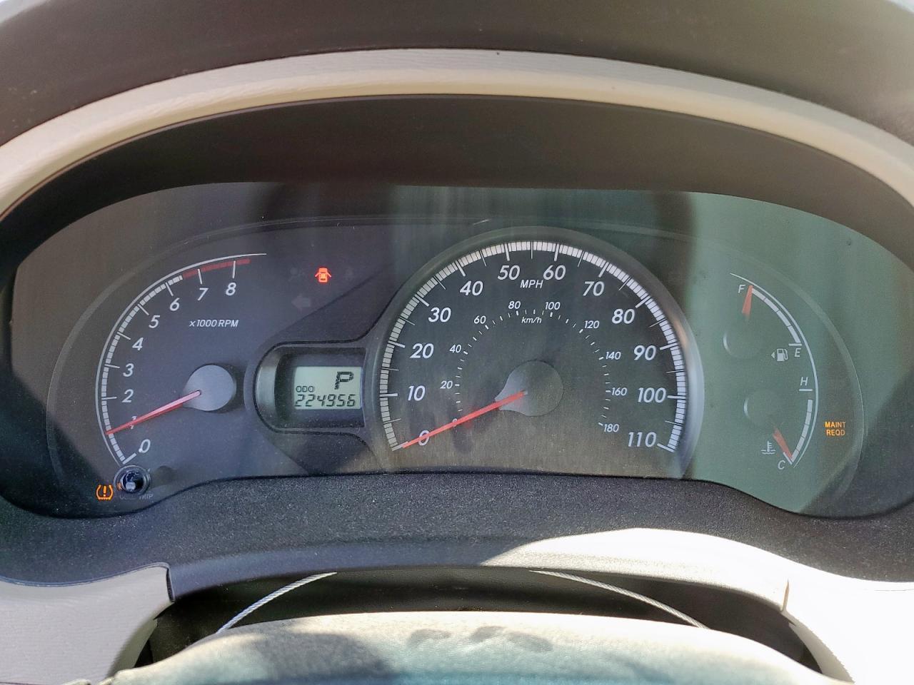 2011 TOYOTA SIENNA