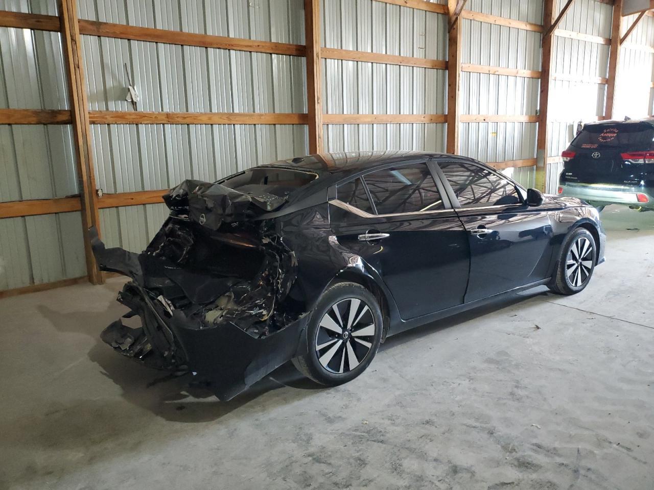 2022 NISSAN ALTIMA