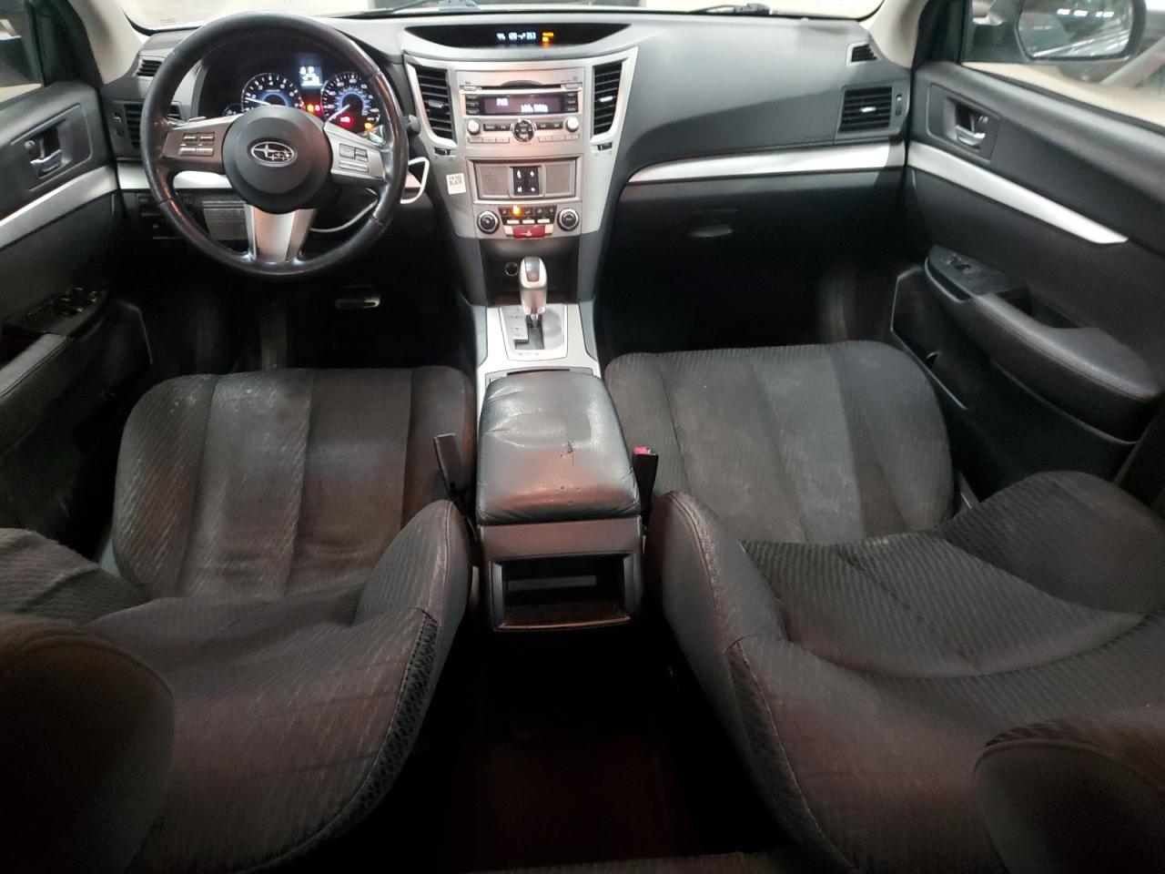 2010 SUBARU Legacy