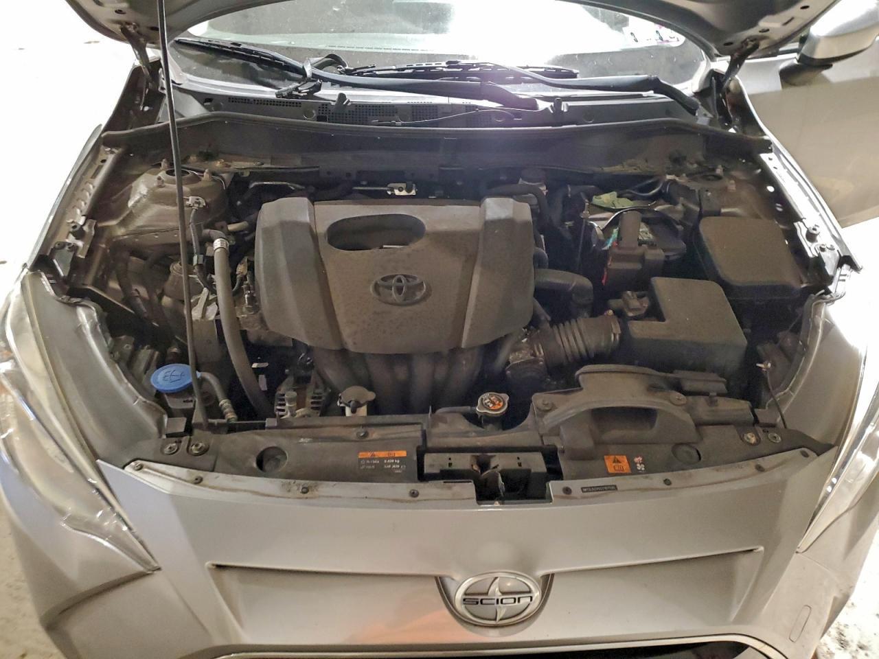 2016 TOYOTA SCION