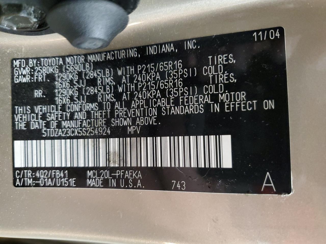 2005 TOYOTA SIENNA
