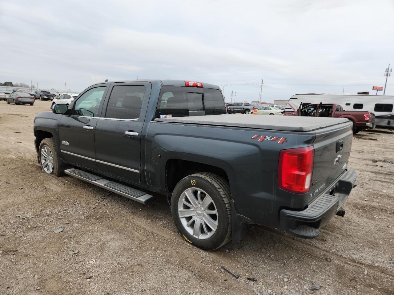 2018 CHEVROLET Silverado