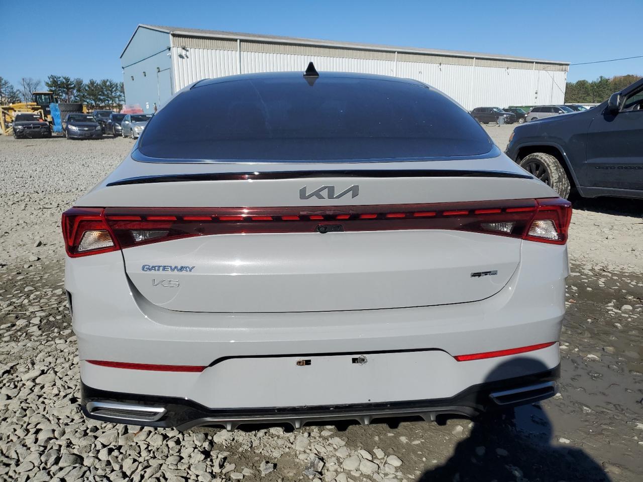 2023 KIA K5