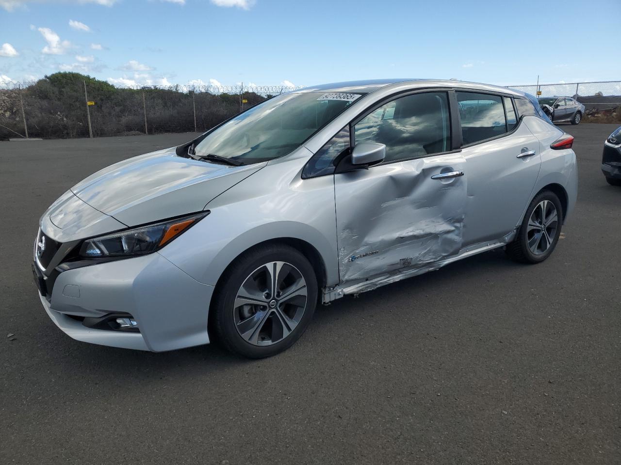 2019 NISSAN LEAF