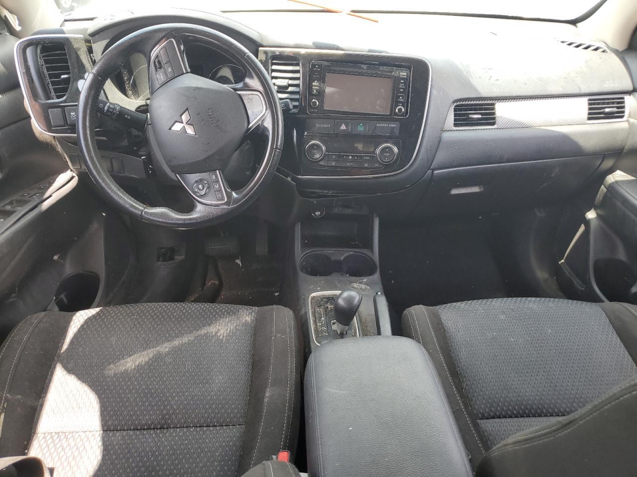 2016 MITSUBISHI outlander