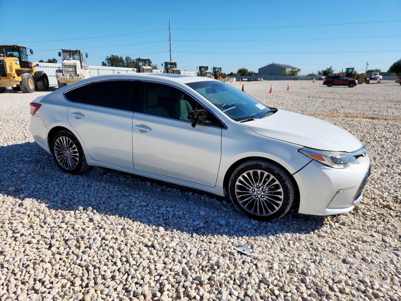 2016 TOYOTA Avalon