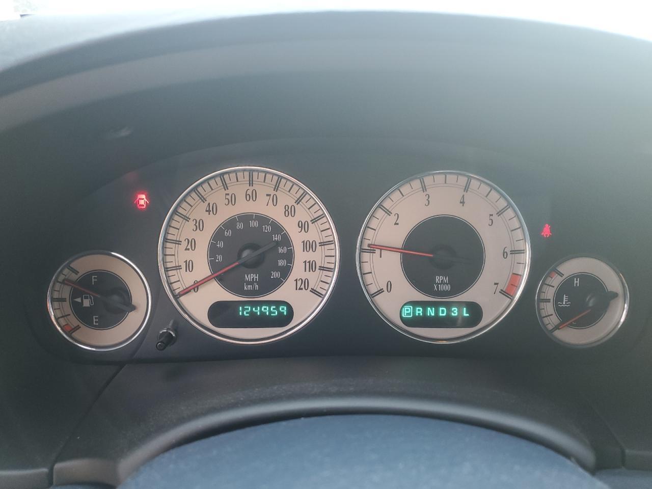 2002 CHRYSLER Town & Country