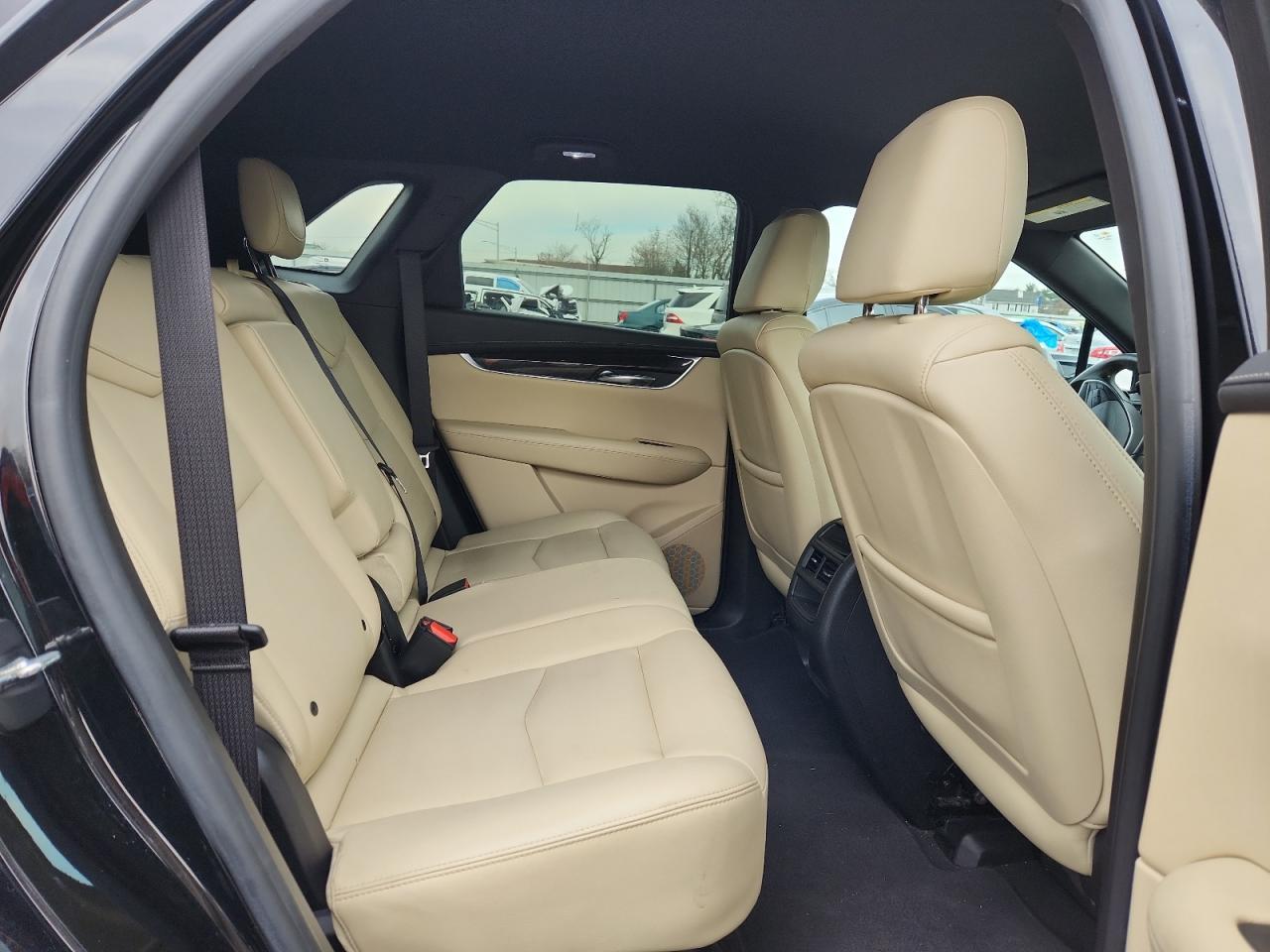 2017 CADILLAC XT5