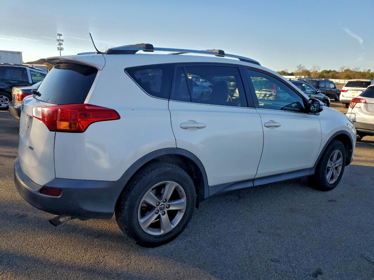 2015 TOYOTA RAV4