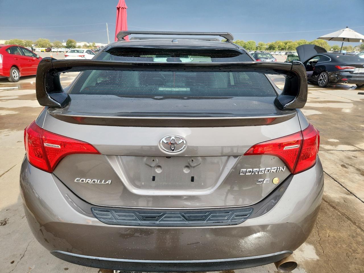 2017 TOYOTA COROLLA
