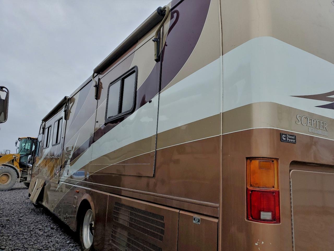 2003 ROADMASTER RAIL Monocoque