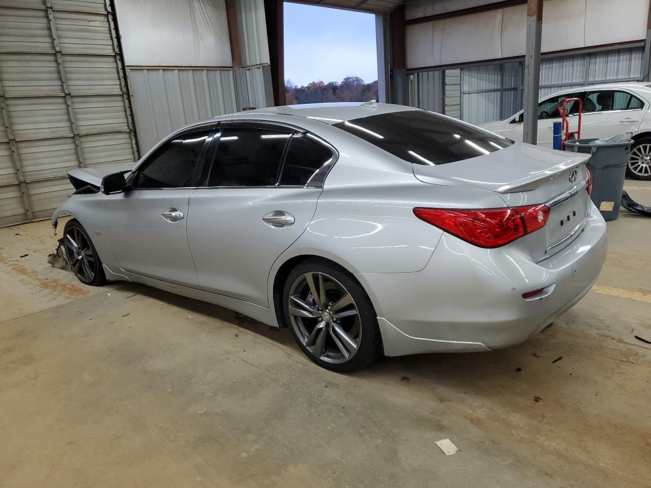 2016 INFINITI Q50
