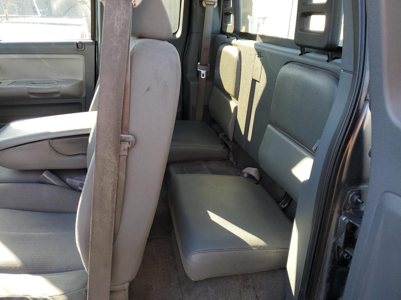 2006 DODGE Dakota