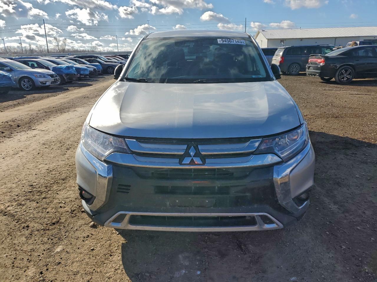 2020 MITSUBISHI outlander