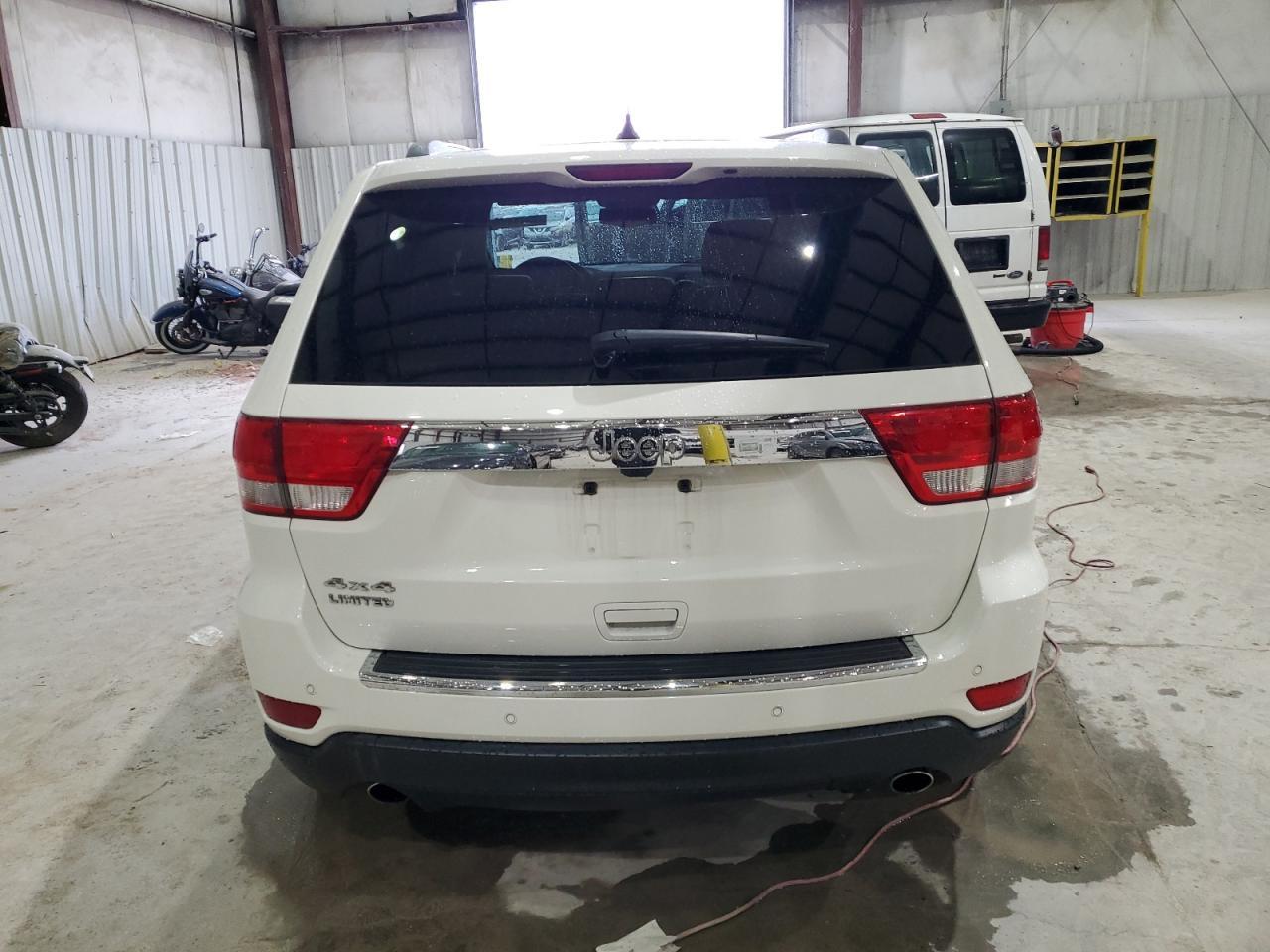 2011 JEEP Grand Cherokee