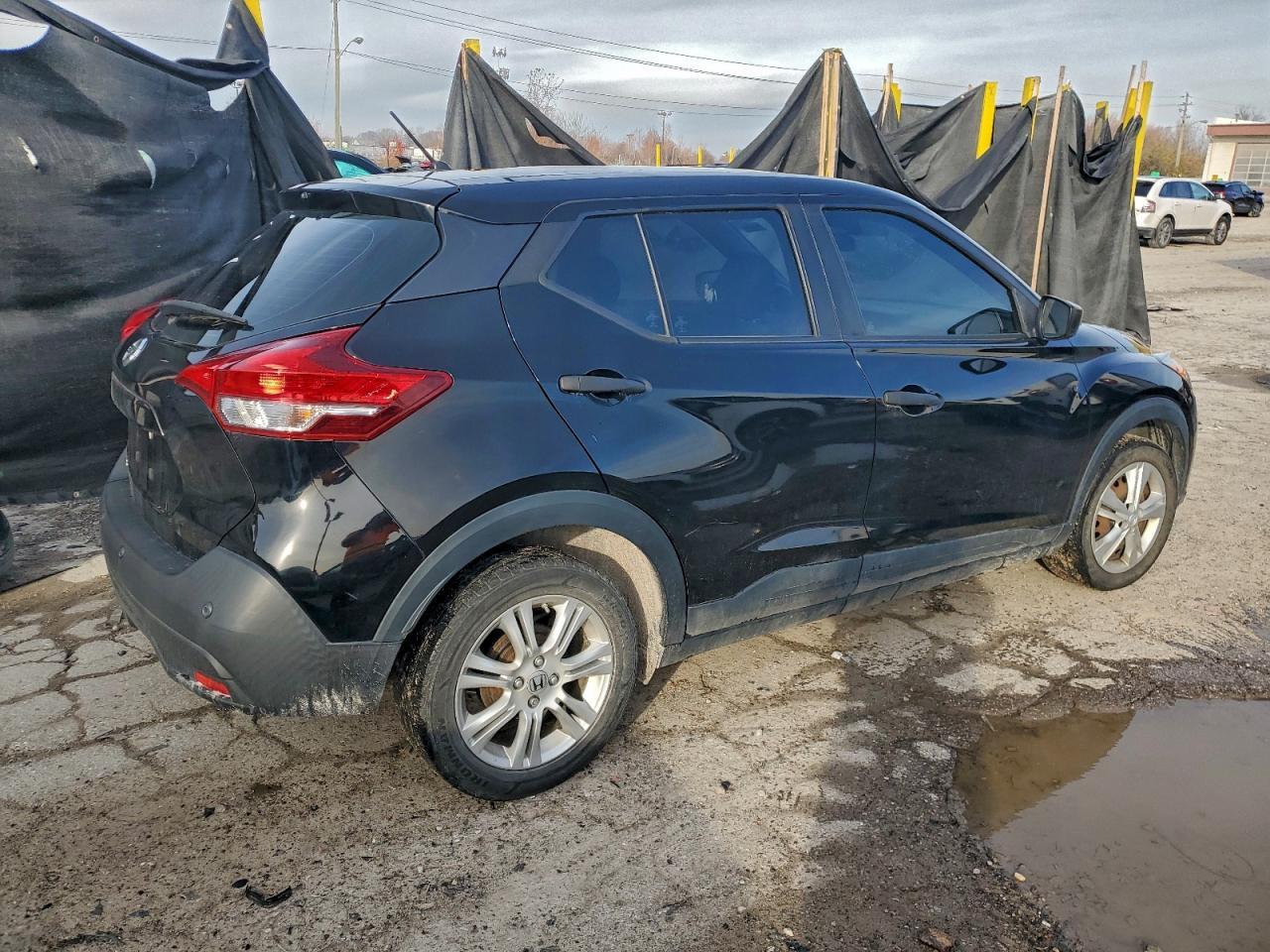 2020 NISSAN KICKS