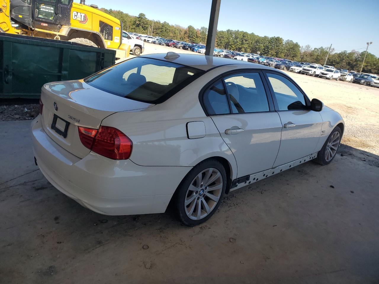 2011 BMW 3 SERIES