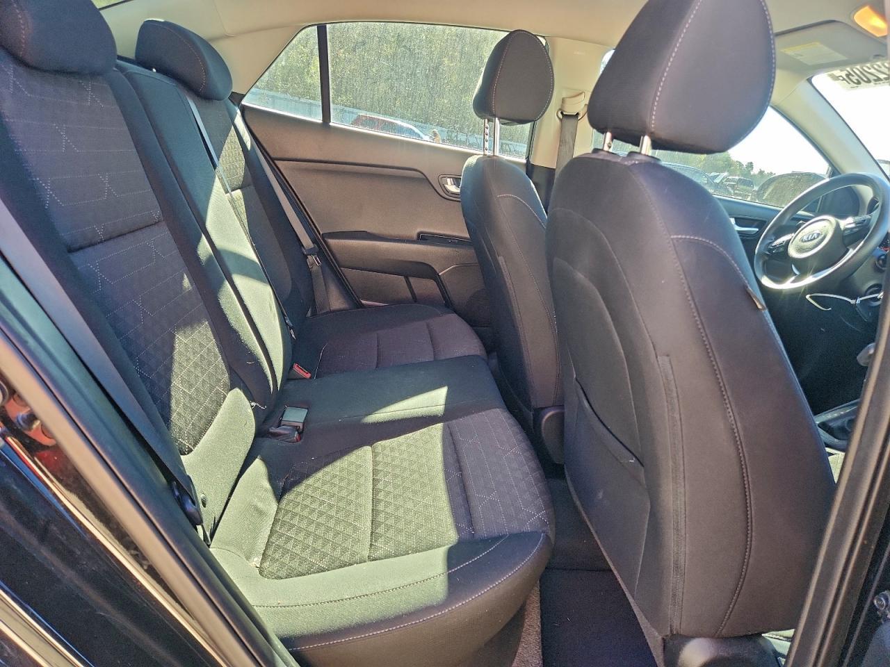 2021 KIA RIO
