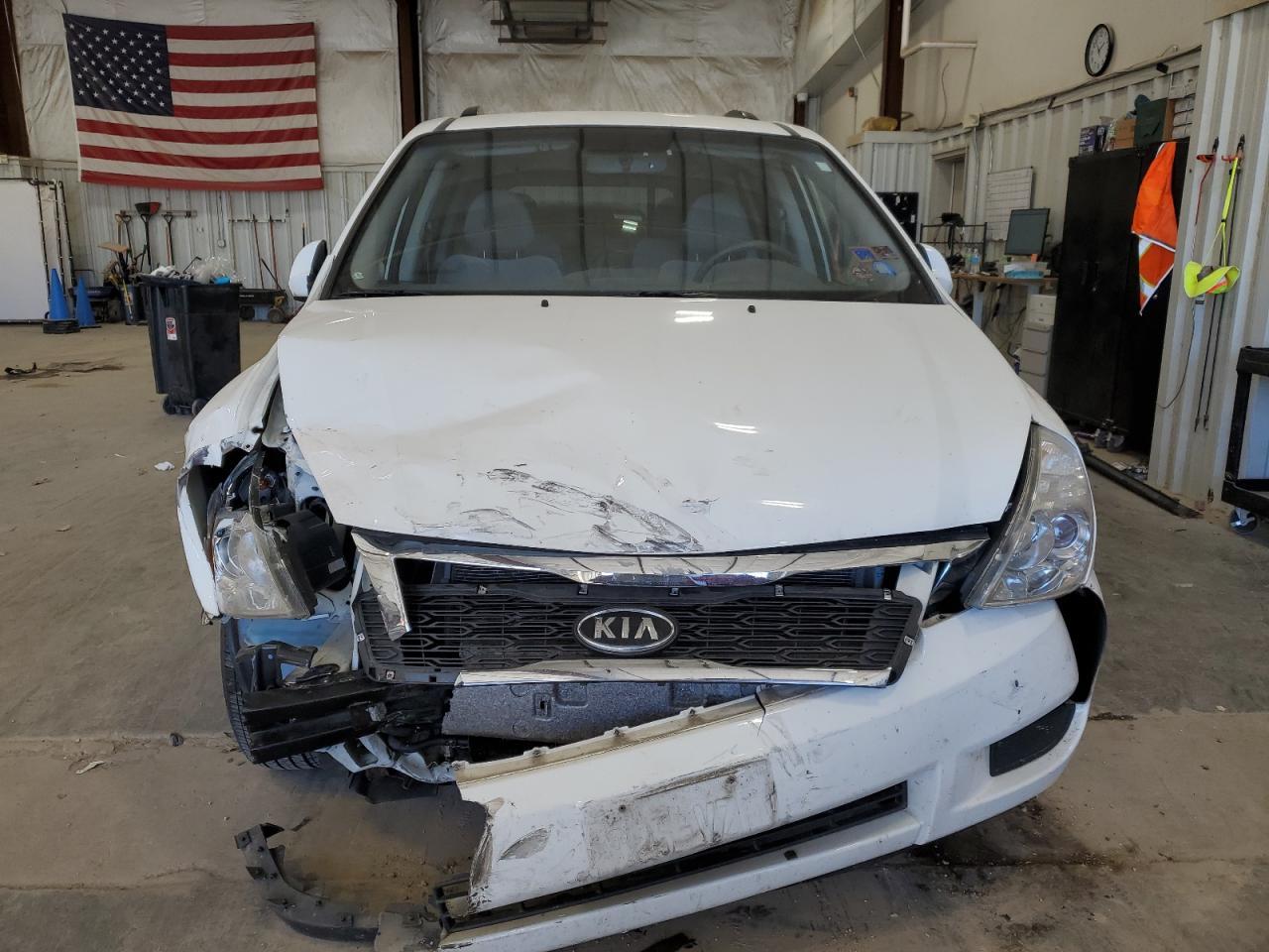 2012 KIA SEDONA