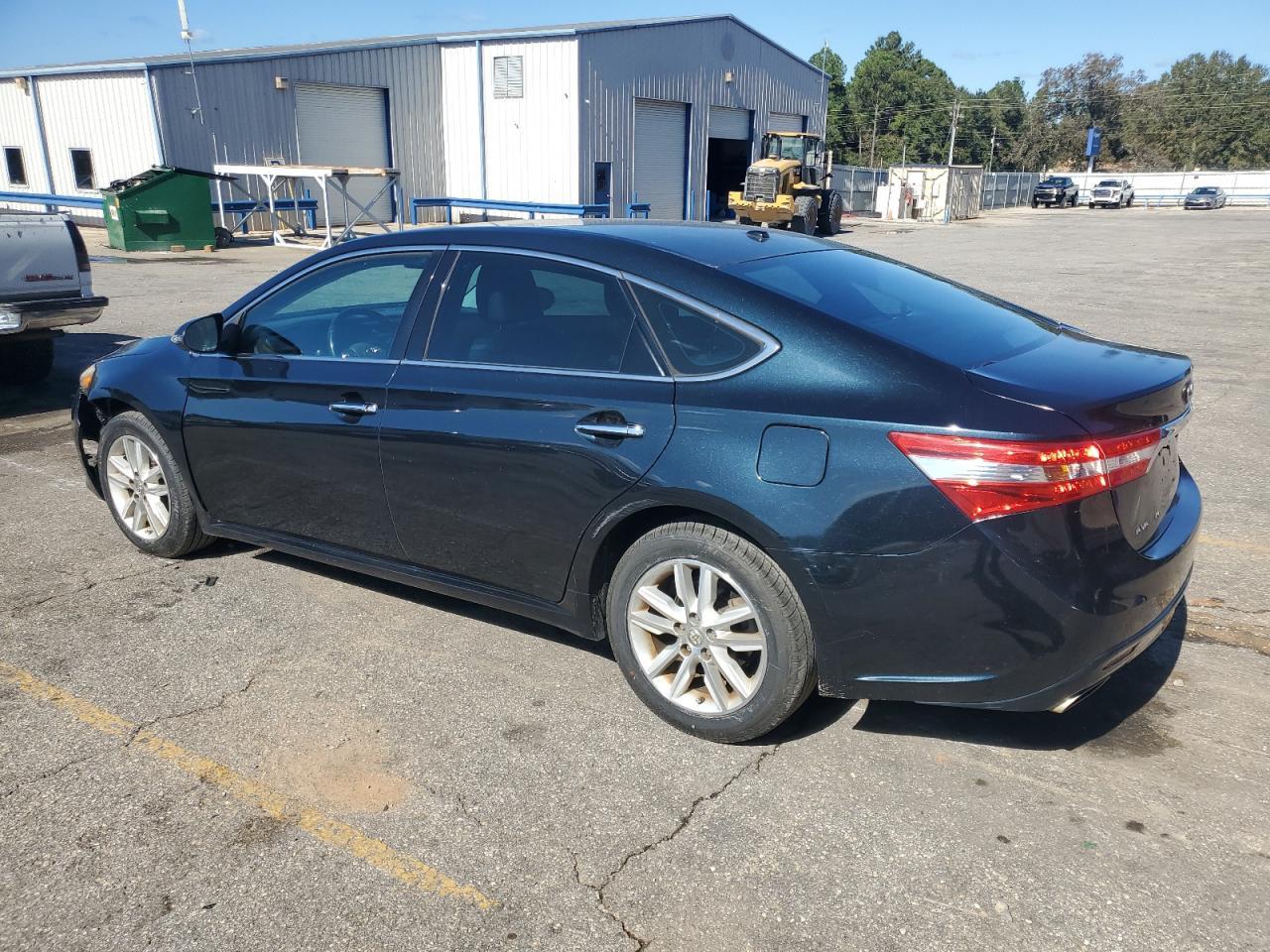 2015 TOYOTA Avalon