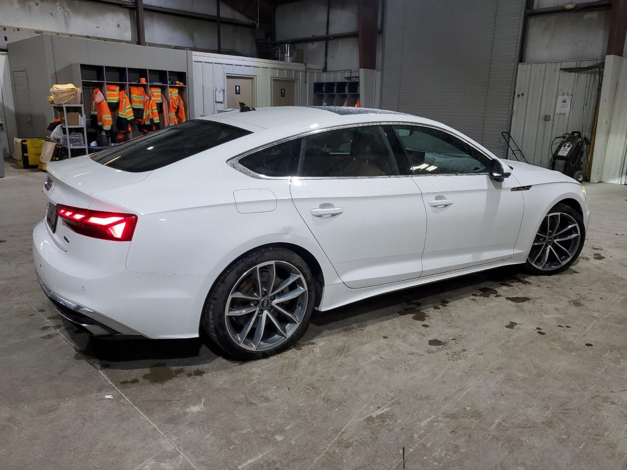 2022 AUDI A5