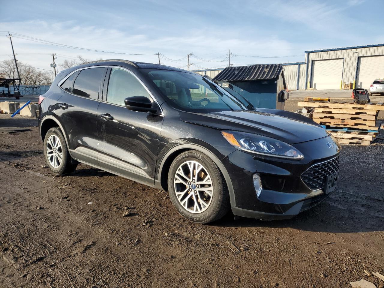 2021 FORD ESCAPE