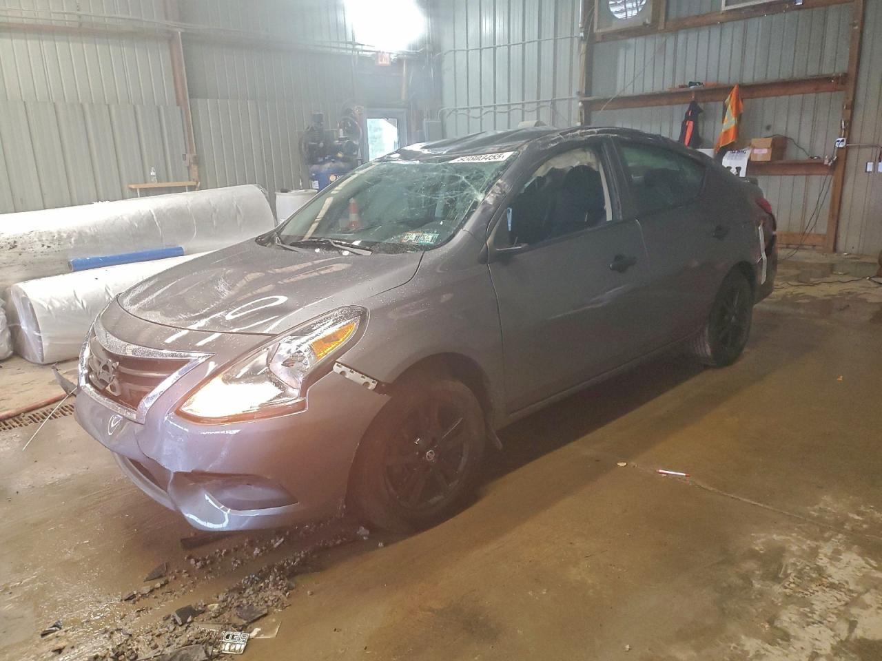 2019 NISSAN VERSA