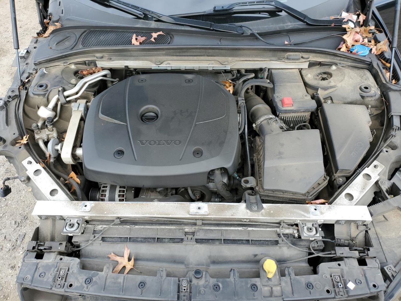 2018 VOLVO S90