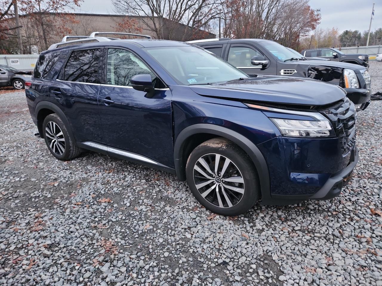 2024 NISSAN PATHFINDER
