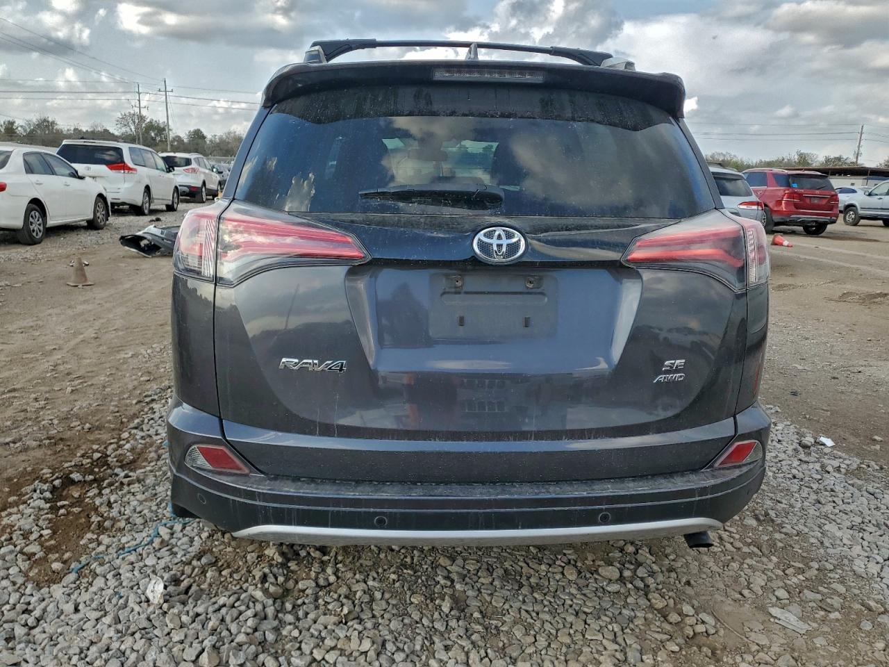 2016 TOYOTA RAV4
